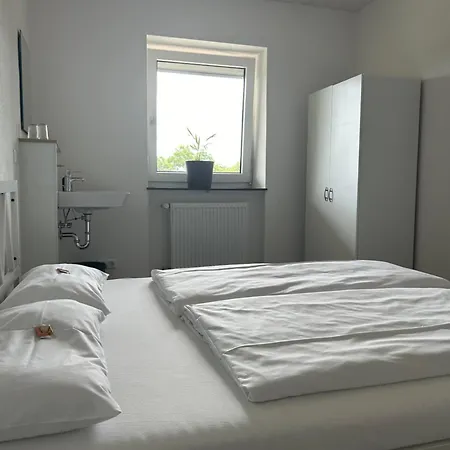 Cafe Und Restaurant Schlossblick Гостевой дом