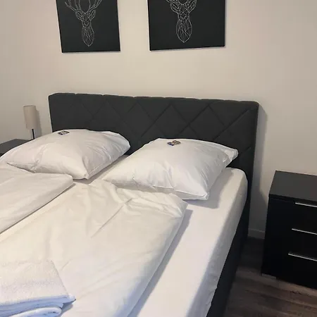 Гостевой дом Cafe Und Restaurant Schlossblick